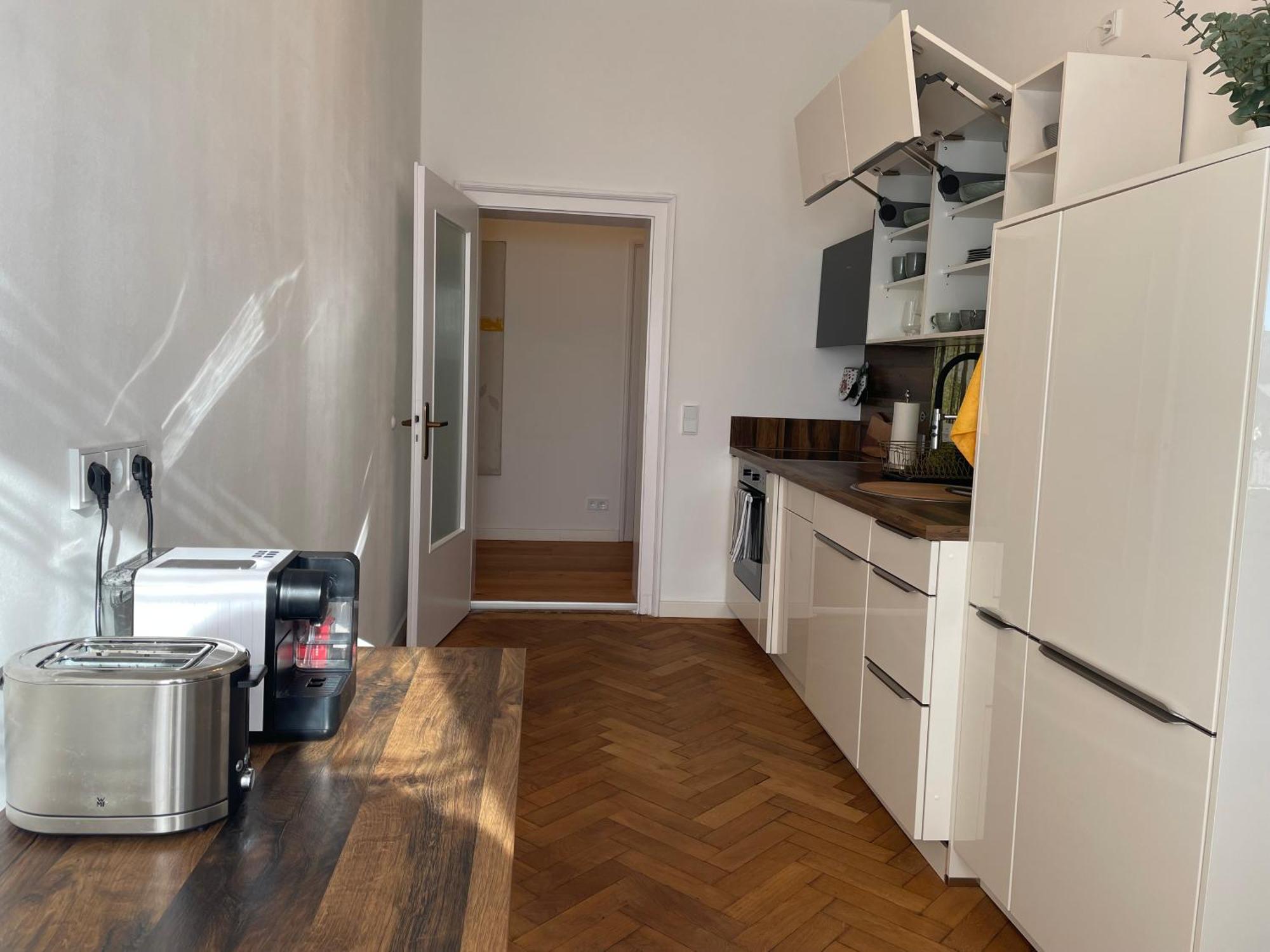 Grosse Wohnung In Westend Мюнхен Екстериор снимка