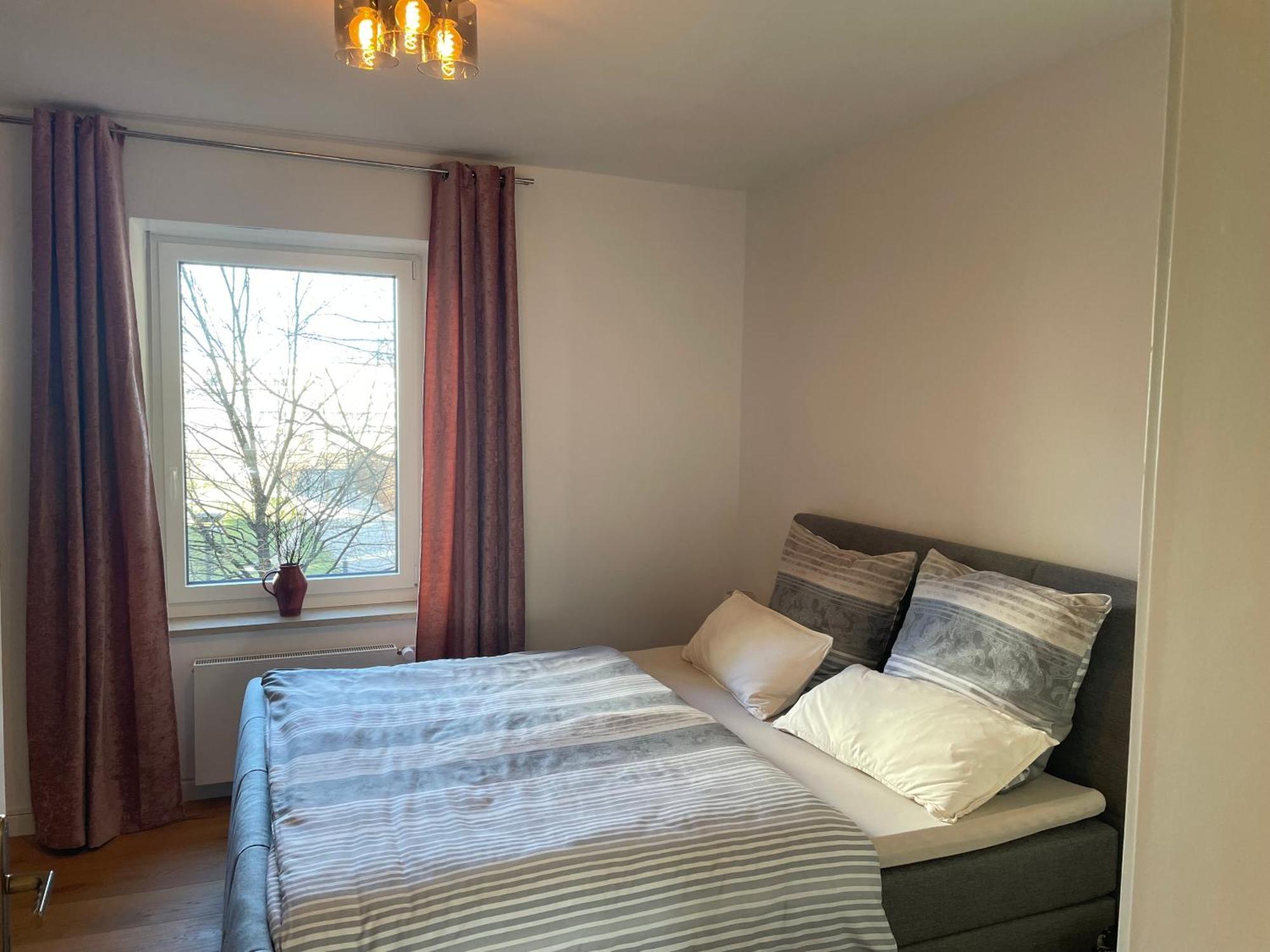 Grosse Wohnung In Westend Мюнхен Екстериор снимка